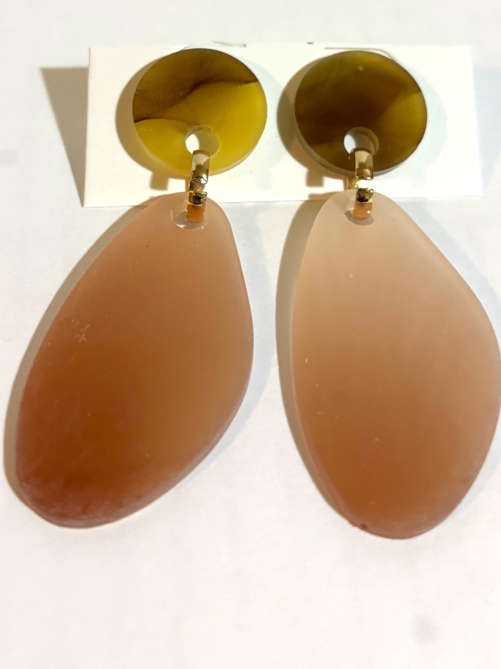 Unbranded Pink Teardrop Dangle Earrings plastic with Olive Accents
